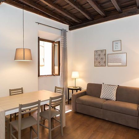 Rental In Rome Pelliccia Extérieur photo